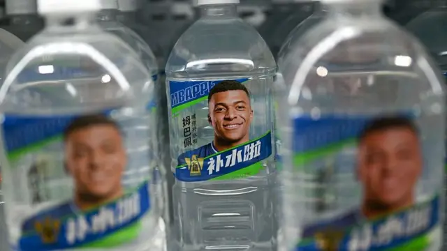 姆巴佩陷"中国独裁者"迷因风波 品牌解约央视停播
